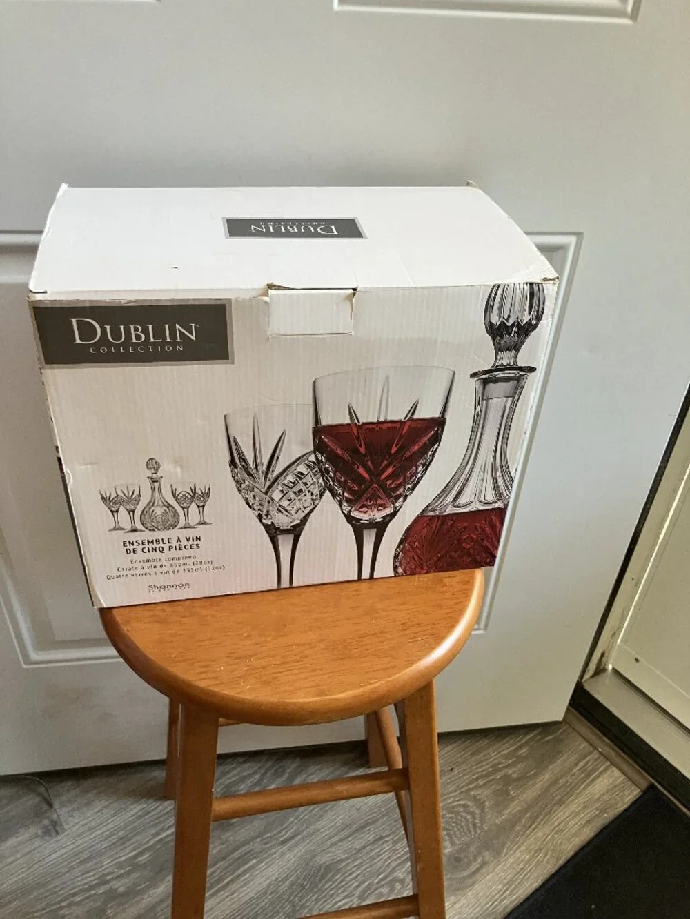 Dublin Collection 5 piece Wine Set